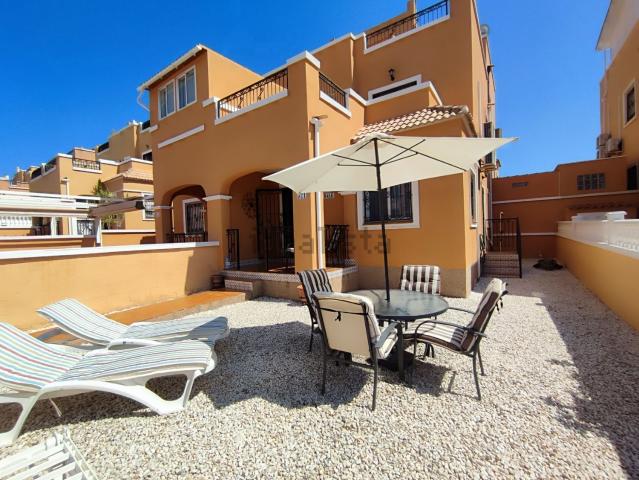Chalet, Zona Lago Los Almendros, Orihuela