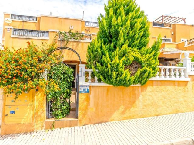 Chalet, Zona Lago Los Almendros, Orihuela
