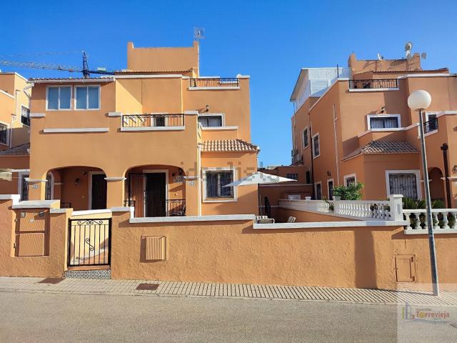 Chalet, Zona Lago Los Almendros, Orihuela