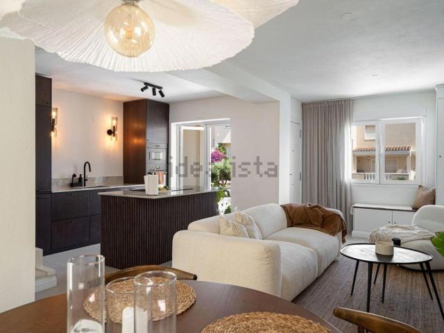 Chalet, Zona Lago Los Almendros, Orihuela