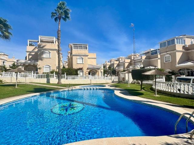 Chalet, Zona Lago Los Almendros, Orihuela