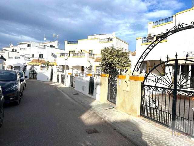 Chalet, Zona Lago Los Almendros, Orihuela