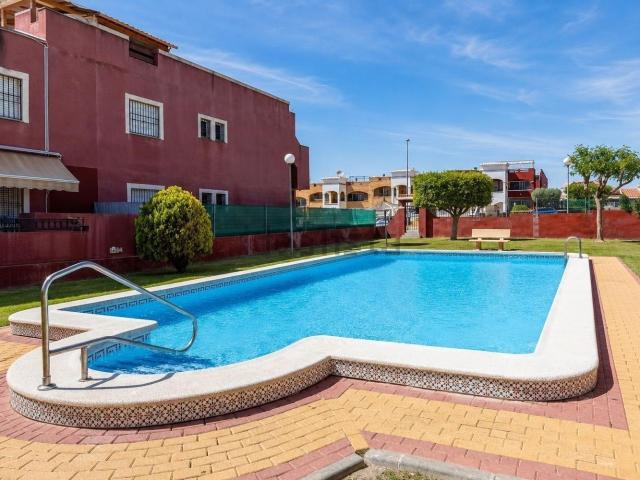 Chalet, Zona Lago Los Almendros, Orihuela