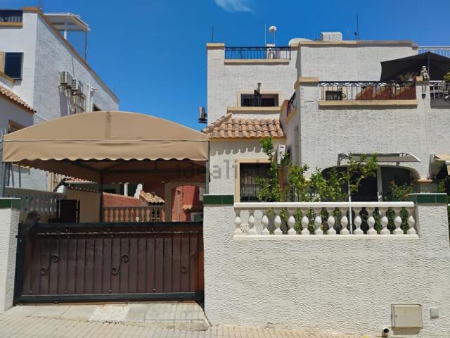 Chalet, Zona Lago Los Almendros, Orihuela