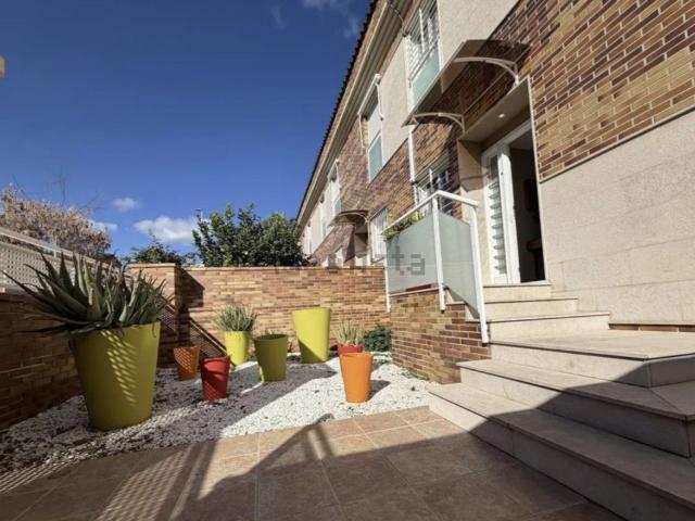 Chalet, Zona Pau Lledó, Castellón de la Plana / Castello de la Plana