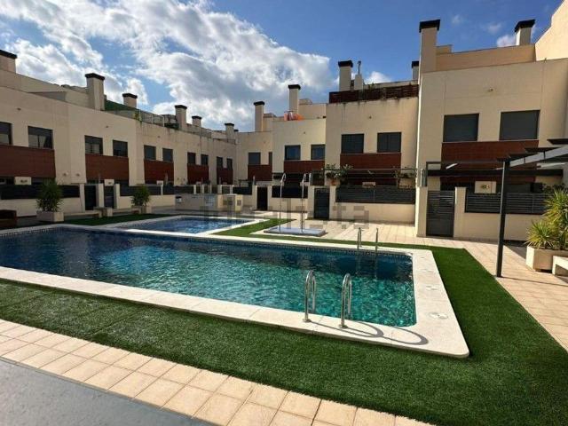 Chalet, Zona Pau Lledó, Castellón de la Plana / Castello de la Plana