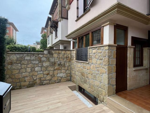 Chalet, Zarautz