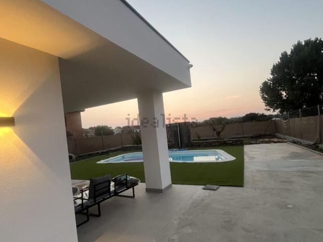Chalet, Zarza de Granadilla