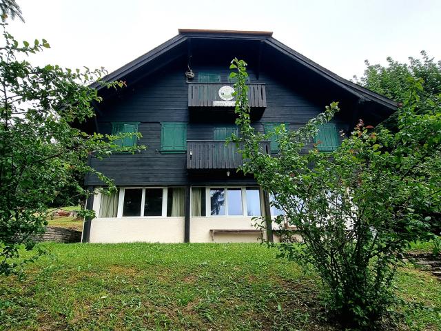 Chalet zum Verkauf in Vallon de Villard, oberhalb von Montreux
