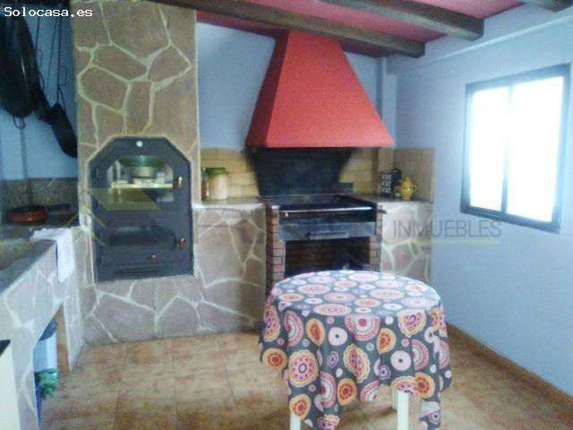 CHALETAZO EN LA ZONA DE CAMARA