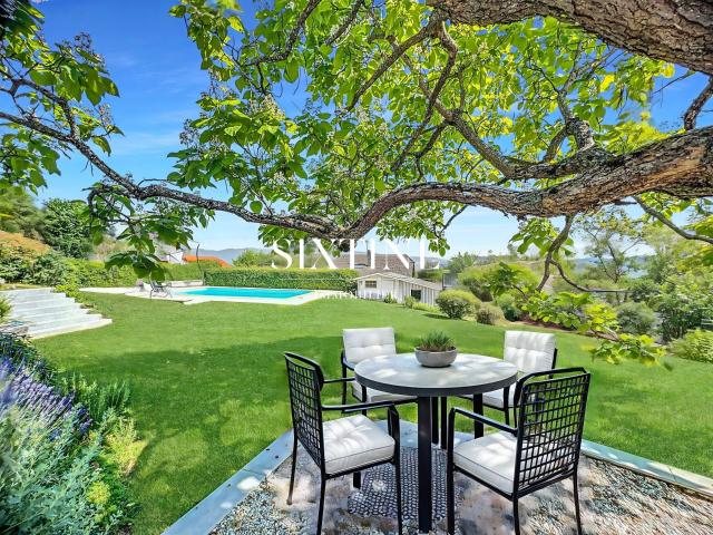 Chaleureuse demeure de caractère en pierre, alliant charme d. 297m² Challex