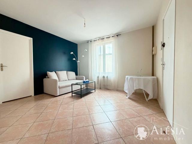 CHALONS: Appartement 2 pièces meublé, Chalons en champagne