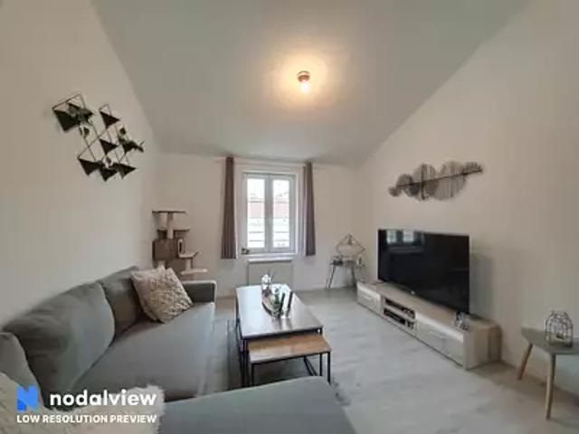 Châlons en Champagne 51000 Location appartement 2 pièces t2 au dernier étage