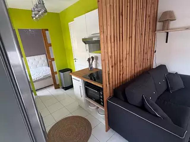 Challans 85300 Location appartement 2 pièces t2 au dernier étage