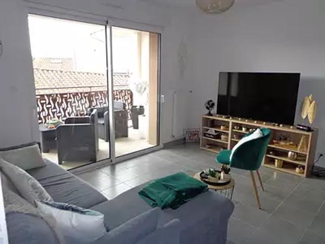 Challans 85300 Location appartement 2 pièces t2 cave parking