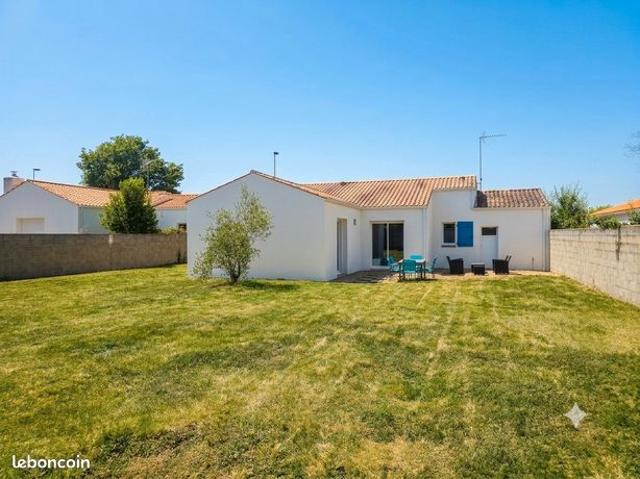 Challans 100 m² 4 chambres, suite parentale et jardin