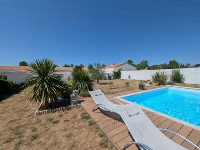 CHALLANS, Maison, 109 m2, 4 chambres, piscine