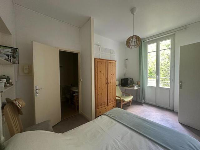 Chamalieres T2 de 29 m2,plein sud, chambre séparée, asc, p