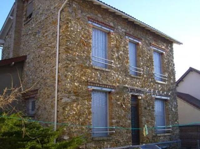 CHAMBOURCY LOCATION MAISON