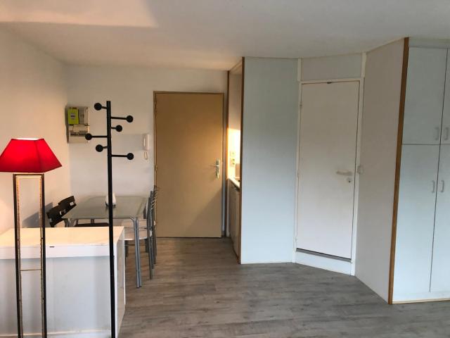 Chambéry centre agréable Studio meublé de 25 m2