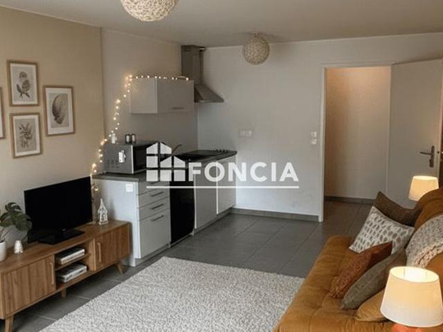 Chambéry studio 28 m2 4ème étage avec terrasse