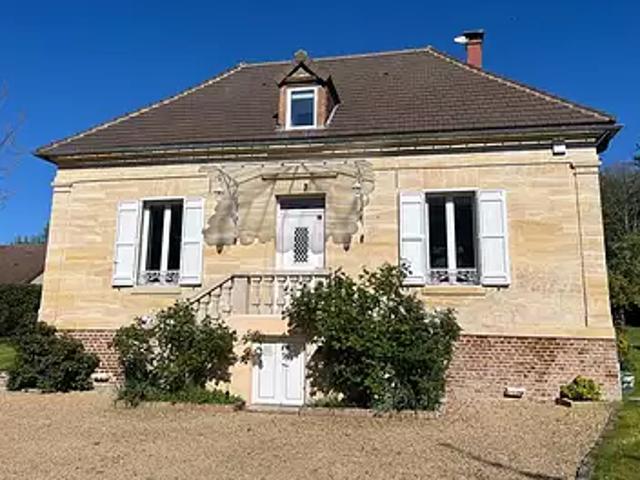 Chambly 60230 Achat / Vente maison 8 pièces t8 jardin