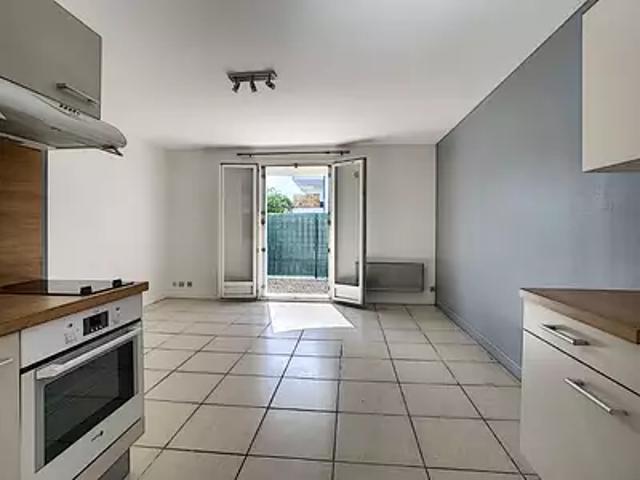Chambray lès Tours 37170 Location appartement 2 pièces t2 terrasse