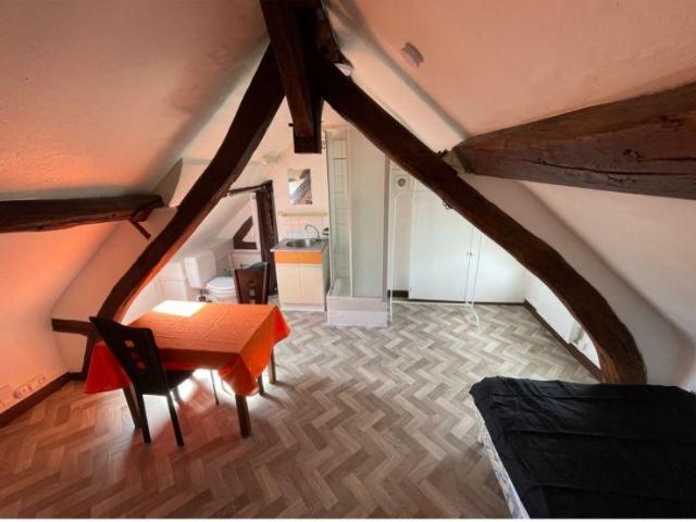 Chambre, mansardée, isolé neuf