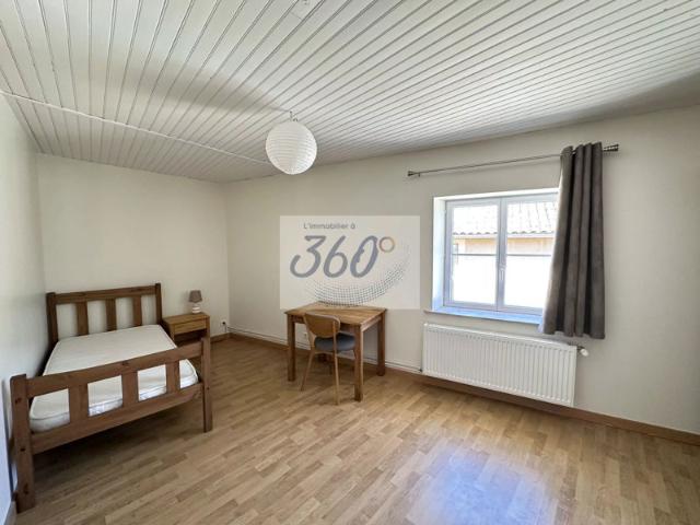 Chambre meublée 14,5 m2 à Cluny avec équipements complets