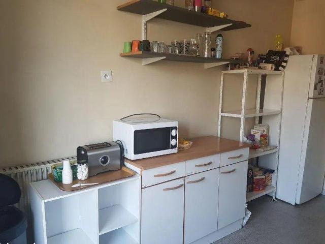 CHAMBRE MEUBLEE 16m² très calme