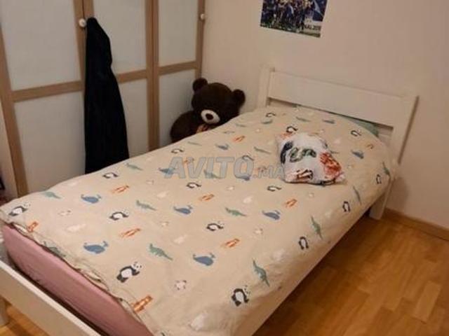 Chambre meublée