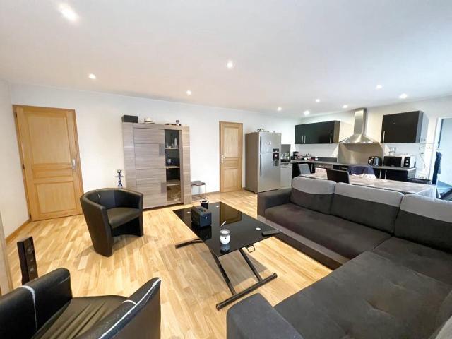 CHAMBRE MEUBLÉE Colocation