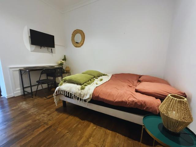 CHAMBRE MEUBLÉE À LOUER COLOCATION À POITIERS CENTRE VILLE GRAND RUE