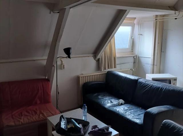 Chambre meublée Bisschop Zwijsenstraat, Tilburg À louer