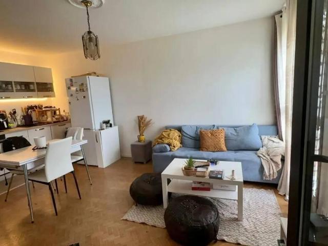 Chambre meublée dans une colocation