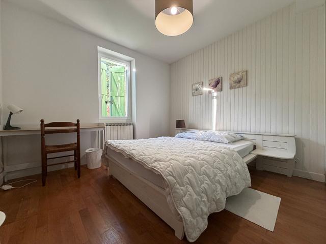 Chambre meublée de 14 m2 avec salle d'eau privative Colocation tout inclus