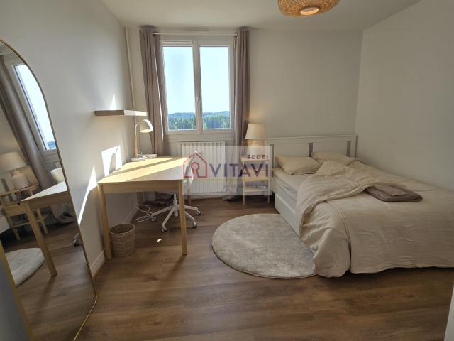 chambre meublée de 9.70 en colocation COMPIEGNE