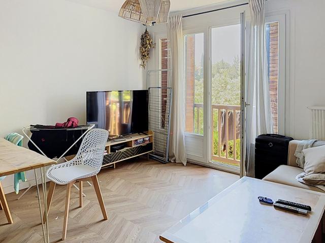 Chambre meublée en colocation toutes charges comprises