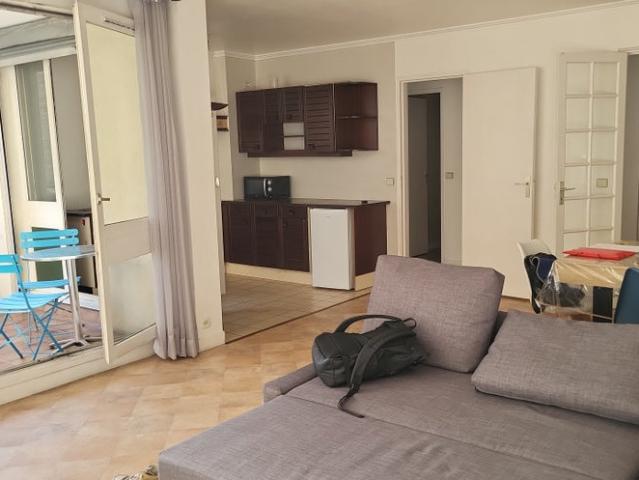 Chambre meublée en colocation, balcon et parking