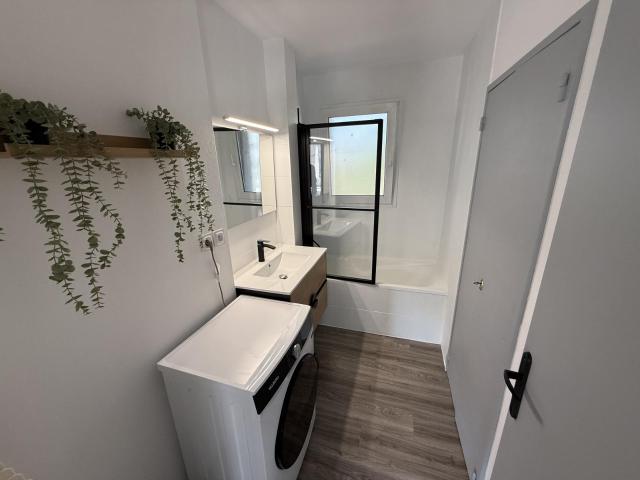 Chambre meublée en colocation étudiante