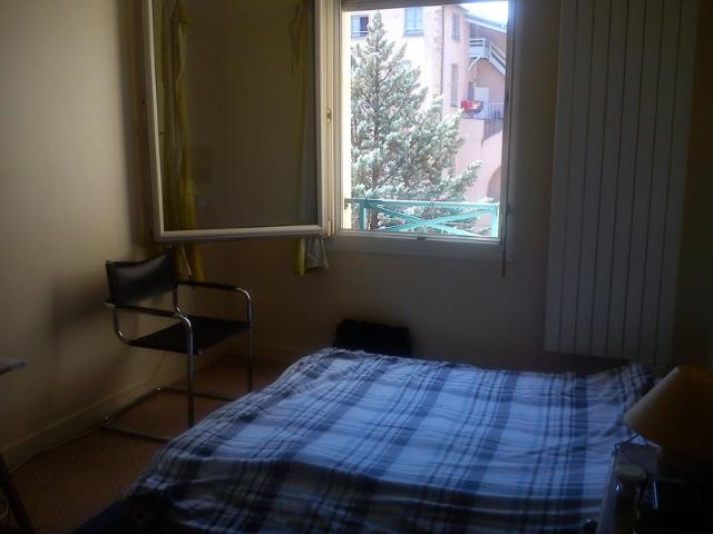 Chambre meublée • Les Pentes • Calme • 1 à 10 m