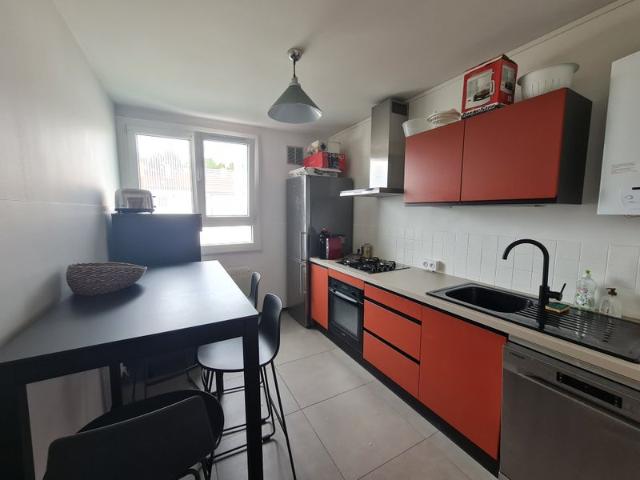 Chambre meubleé, proche de l'INSA/DOUA