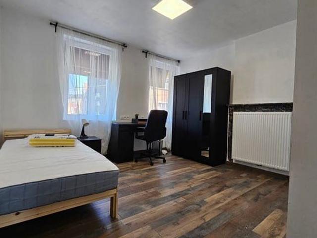 CHAMBRE N° 03 EN COLOCATION POUR ETUDIANT