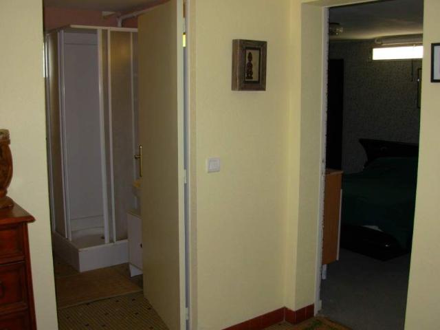 Chambre au RC d'une maison située à 7 km de TOURS