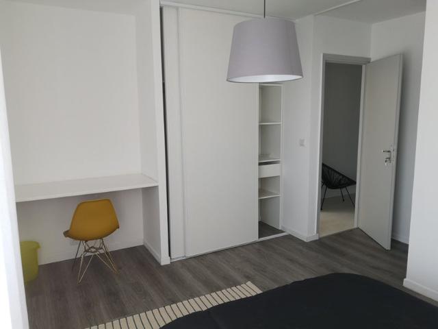Chambre avec balcon privatif dans coloc