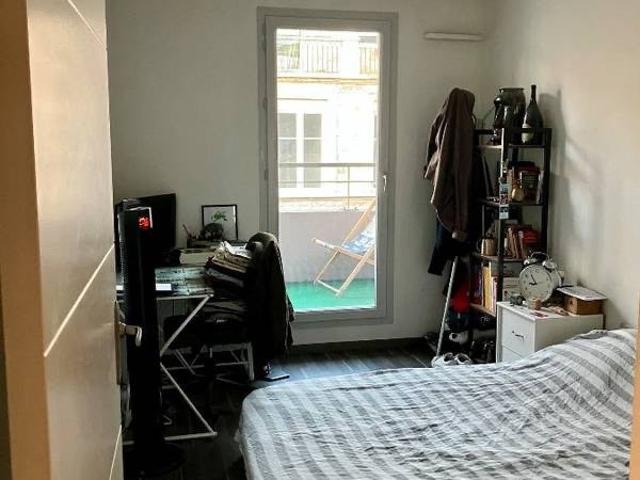 Chambre avec balcon privatif dans une grande coloc