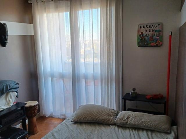 Chambre avec balcon