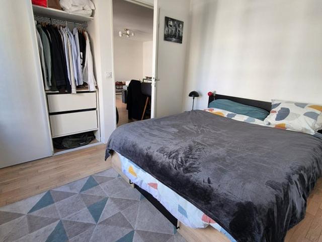 Chambre avec salle de bain privative – Colocation
