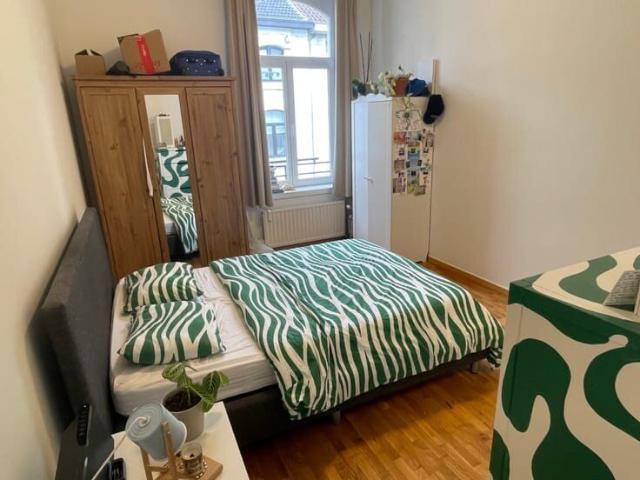 Chambre avec sdb privée en colocation reprise de bail
