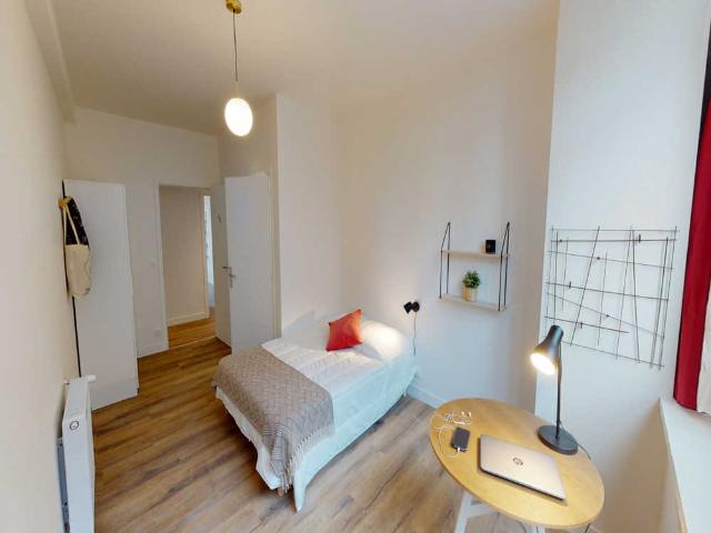 Chambre à Asnières sur seine, Avenue Sainte Anne